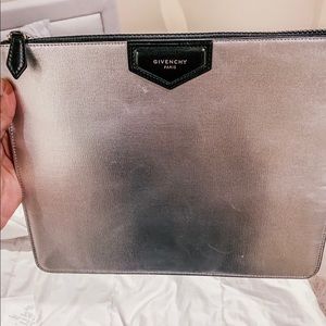 Givenchy Antigona Clutch Large